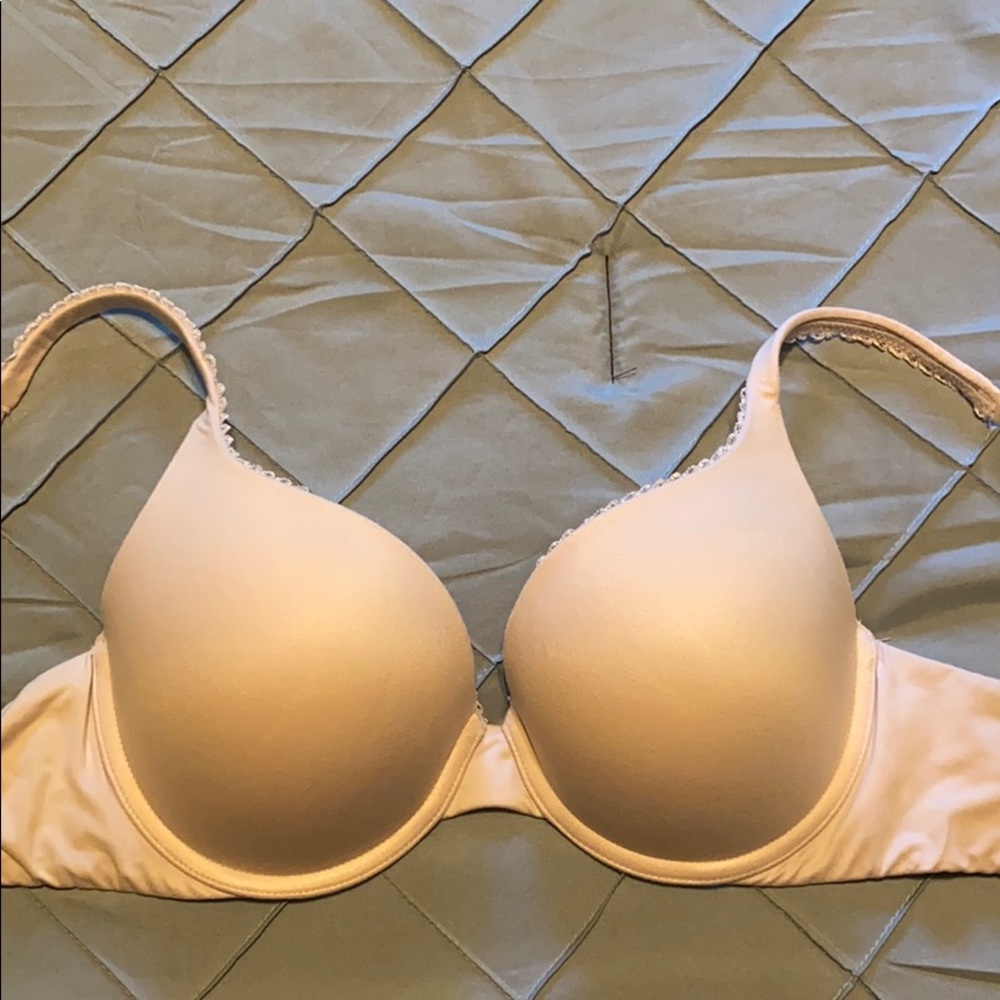 Victoria Secret 34D push-up bra